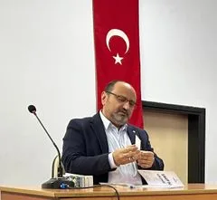 Özgen Öz