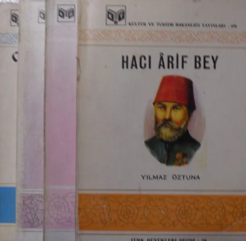 4 Hayat Hikayesi &ndash; 10 / Hacı Arif Bey, Hilmi Ziya Ülken, Aka Gündüz, Enderunlu Vasıf / 11-H-22
