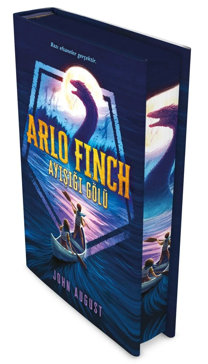 Arlo Finch / Ayışığı Gölü