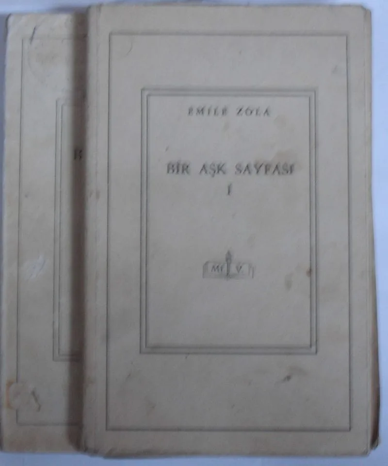 Bir Aşk Sayfası (2 Cilt) Kod: 8-C-15