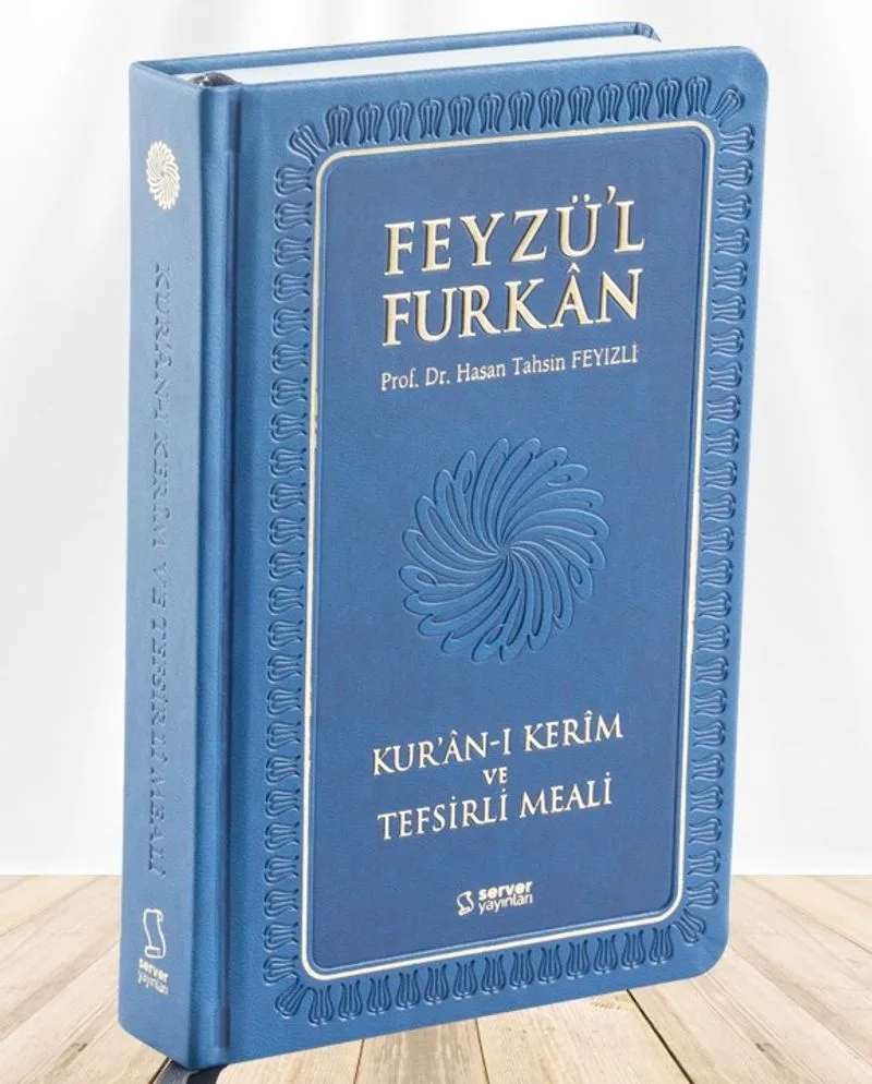 Feyzü'l Furkan Kur'an-ı Ker&icirc;m ve Tefsirli Meali (Büyük Boy - Mushaf ve Meal - Ciltli) Lacivert