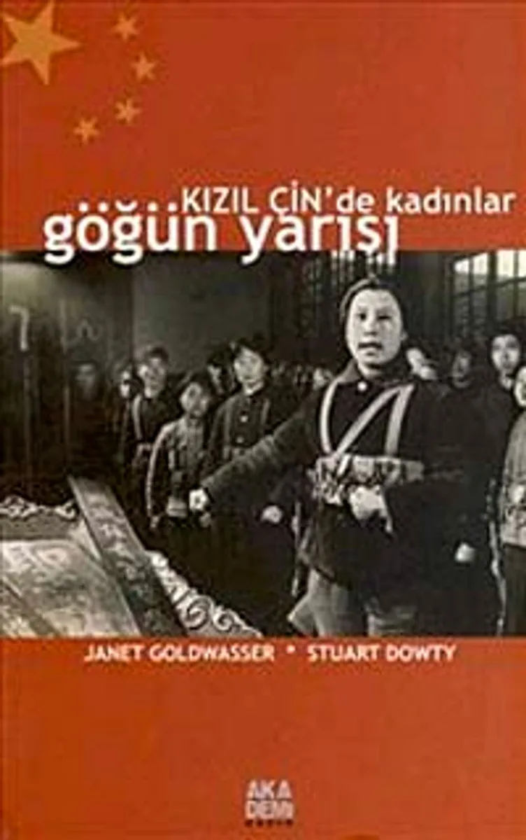 Göğün Yarısı Kızıl Çin'de Kadınlar