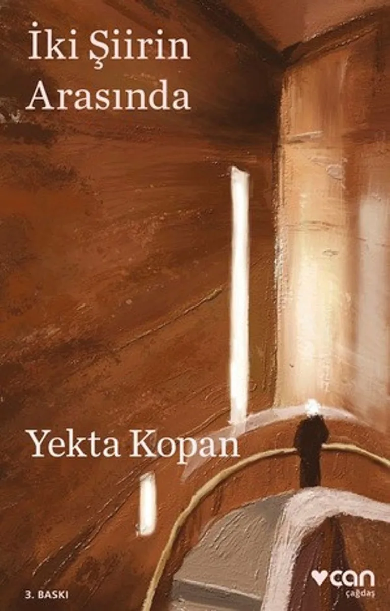 İki Şiirin Arasında