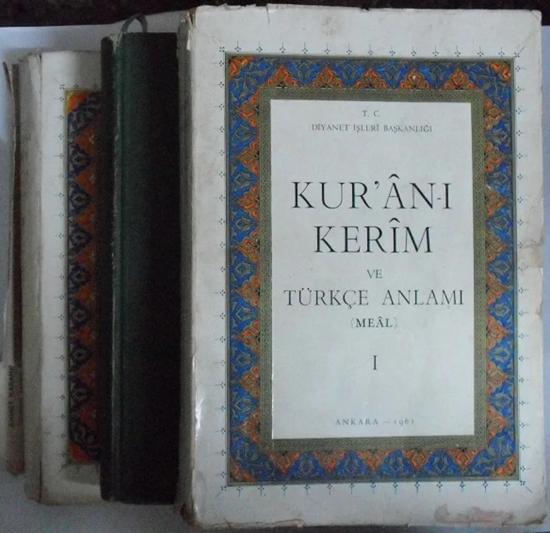 Kur'an-ı Kerim ve Türkçe Anlamı (Meal) / 3 cilt (Kod:4-H-37)