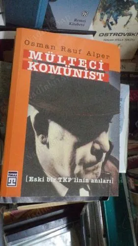 Mülteci Komünist