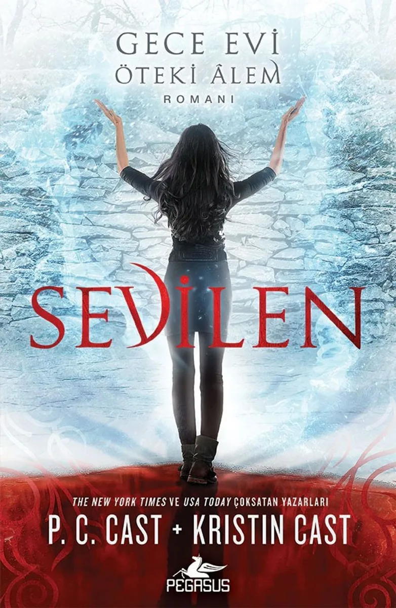 Sevilen Gece Evi - Öteki Alem Romanı