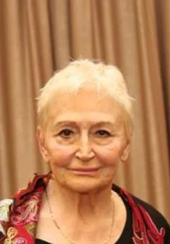 Pınar Kür